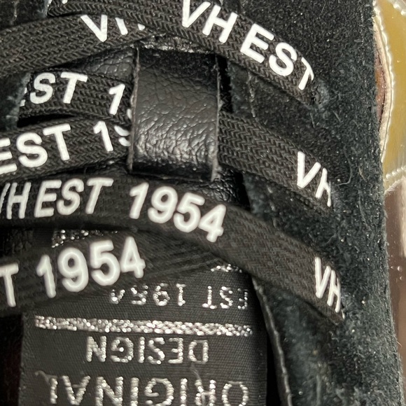 Vintage Havana Black and Metallic Star Sneakers - Picture 4 of 5